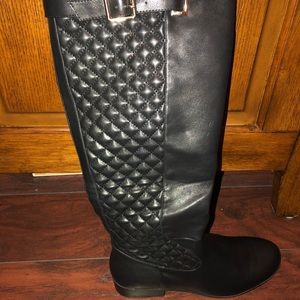 Shoedazzle Boots